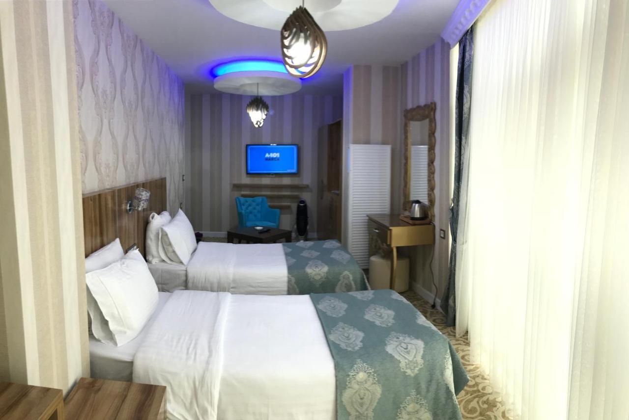 Crystall Hotel Ван Екстер'єр фото