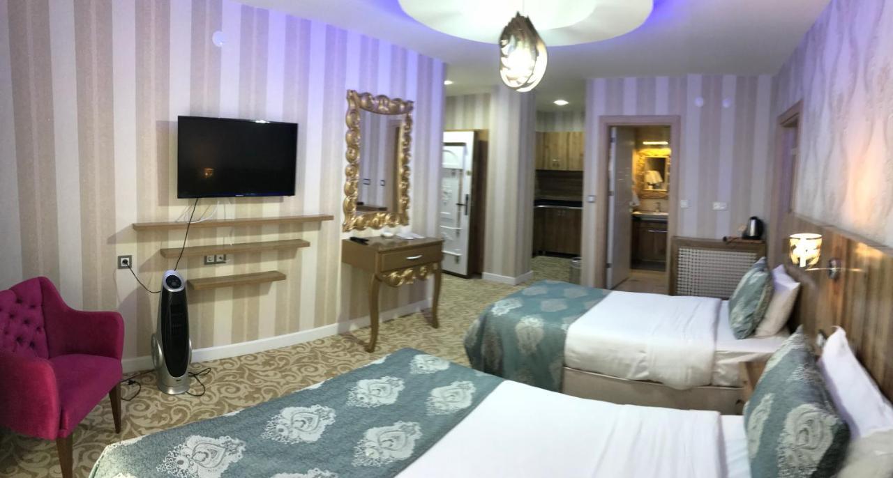 Crystall Hotel Ван Екстер'єр фото